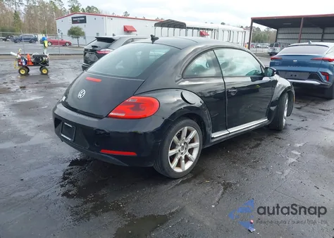 2012 Volkswagen Beetle 2.5L z USA, uszkodzony, nr VIN 3VWJP7ATXCM653841